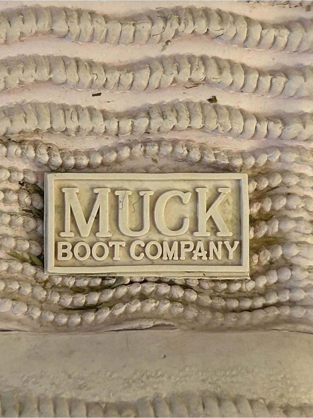 Muck Boot Kid's Halo Prints Boot in the Pink Ballerina Chevron style.